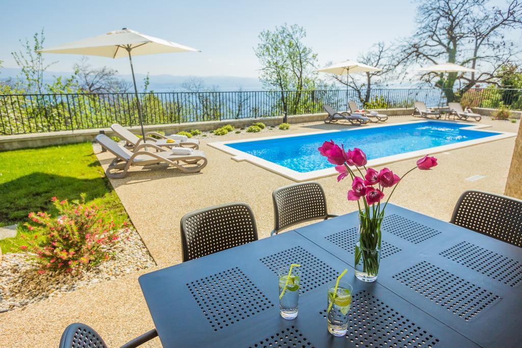 Villa Manus - Boutique Apartments Lovran Zewnętrze zdjęcie