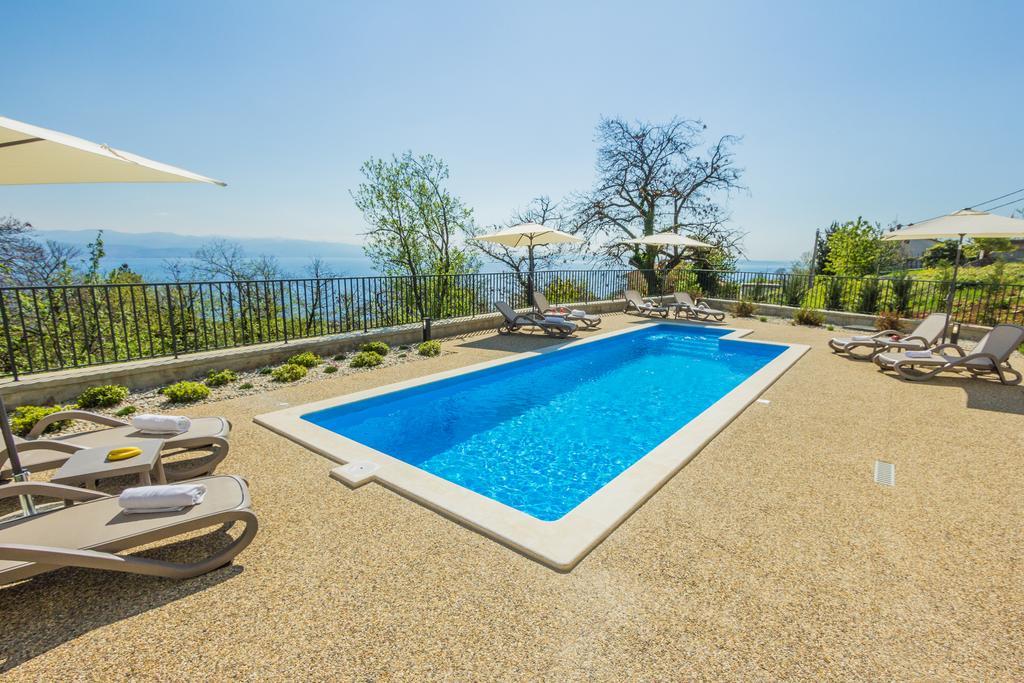 Villa Manus - Boutique Apartments Lovran Zewnętrze zdjęcie